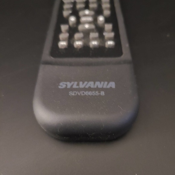 Sylvania DVD Remote Control, SDVD6655-B,TESTED - Picture 2 of 4